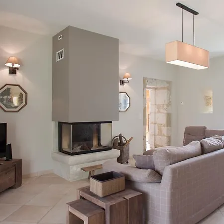 펜션 Domaine De Nazere Avezan