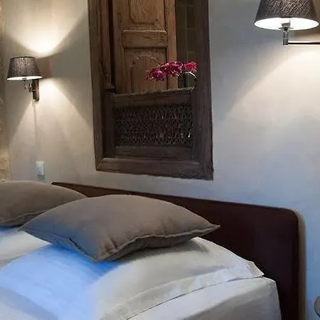 Domaine De Nazere 펜션 *