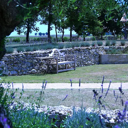 Prázdninový dům Domaine De Nazere Avezan