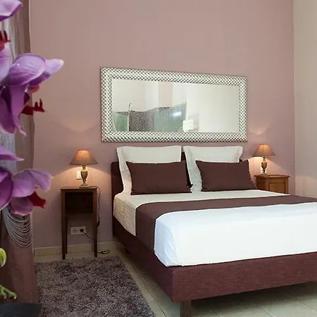 Domaine De Nazere * Avezan