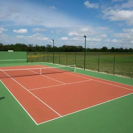 Domaine De Nazere * Avezan