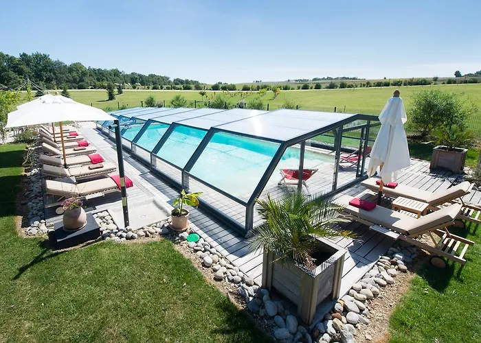 Casa de Férias Domaine De Nazere Avezan