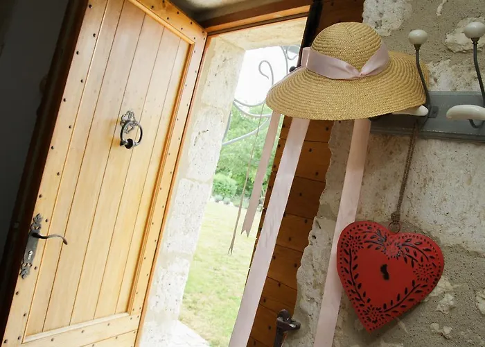 Domaine De Nazere Casa de Férias *