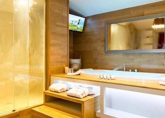 Domaine De Nazere Casa de Férias *