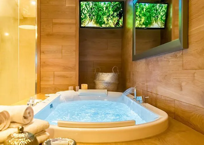 Domaine De Nazere Casa de Férias Avezan