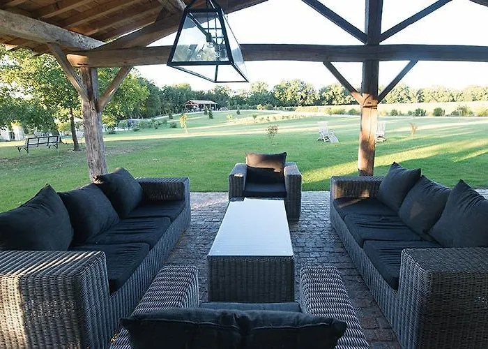 Casa de Férias Domaine De Nazere