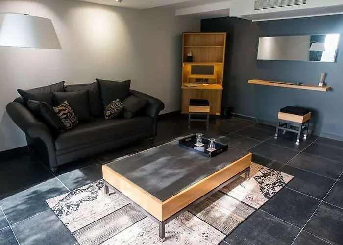 Casa de Férias Domaine De Nazere Avezan